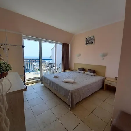 Vega Village Ap A8 شقة