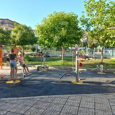 Vega Village Ap A8 Апартамент *